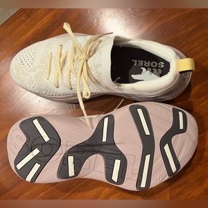 Sorel WOMEN'S EXPLORER BLITZ™ STRIDE LACE SNEAKER